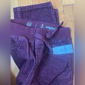 Gap boy 5 corduroy pants. New with tags. Magenta